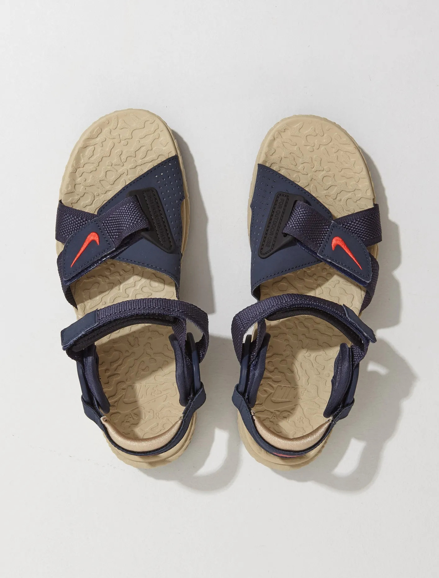 Air Deschutz  Sandal in Midnight Navy