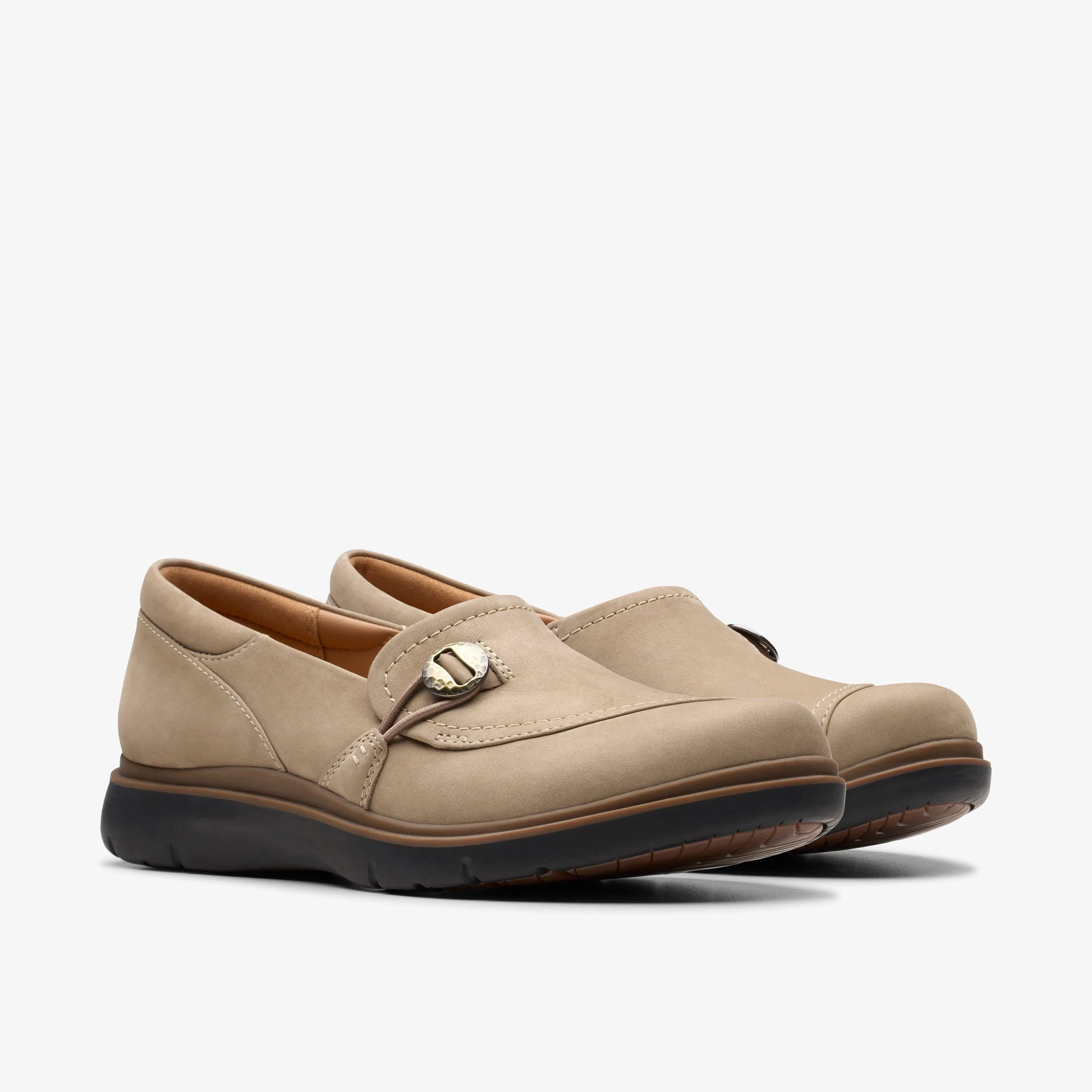 Clarks Women's Certina Ease Pebble Nubuck 26179811