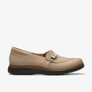 Clarks Women's Certina Ease Pebble Nubuck 26179811
