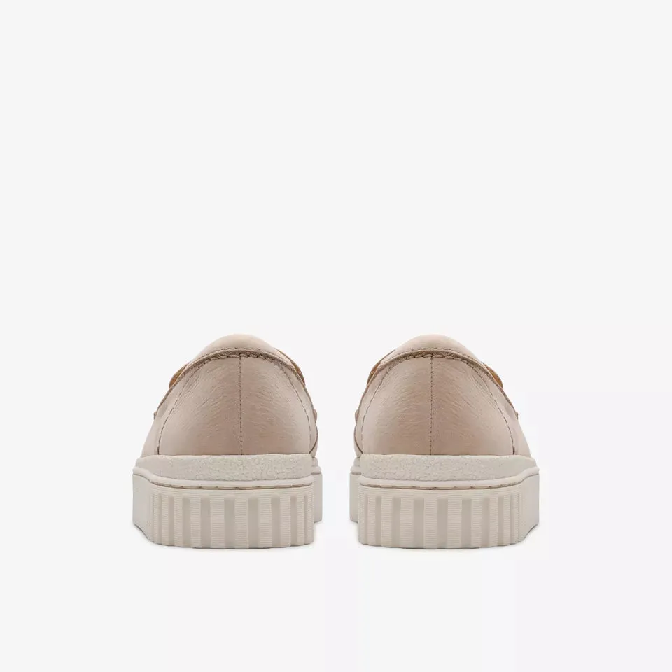 Clarks Women's Mayhill Cove Sand Nubuck 26181233