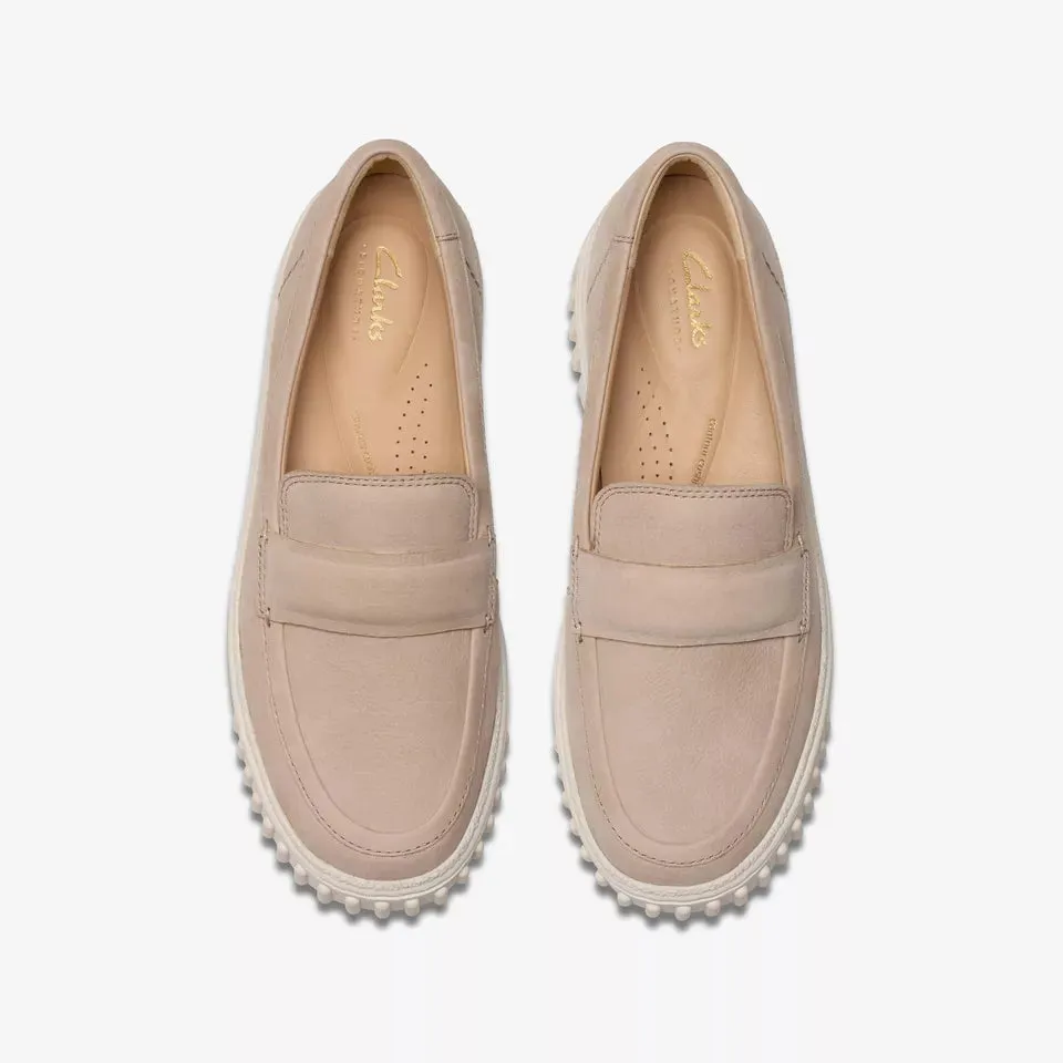 Clarks Women's Mayhill Cove Sand Nubuck 26181233