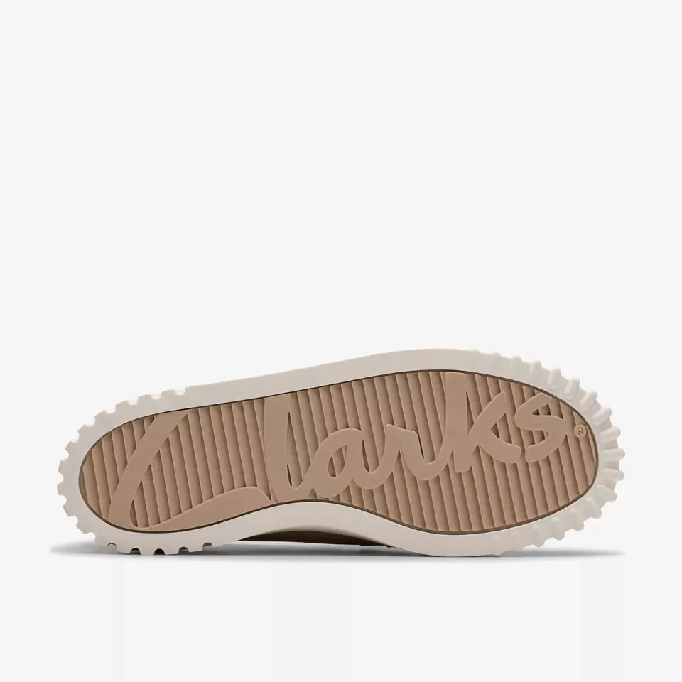 Clarks Women's Mayhill Cove Sand Nubuck 26181233