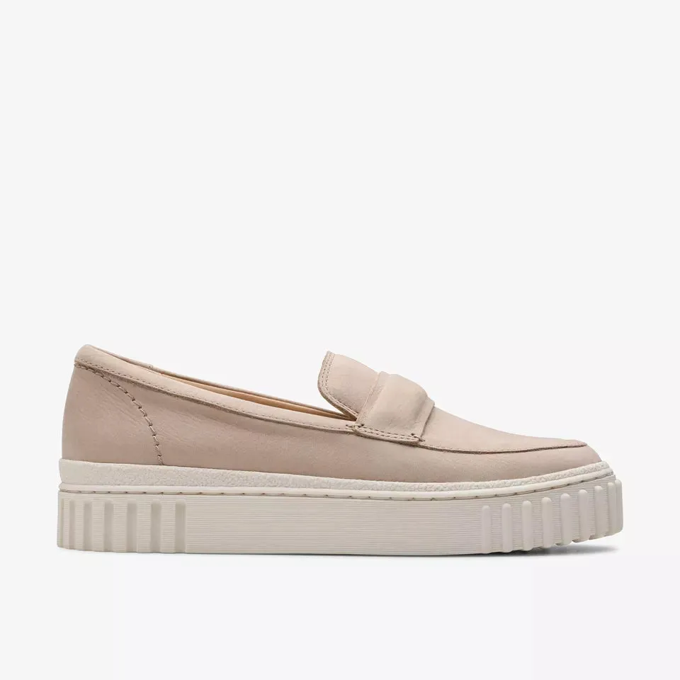 Clarks Women's Mayhill Cove Sand Nubuck 26181233