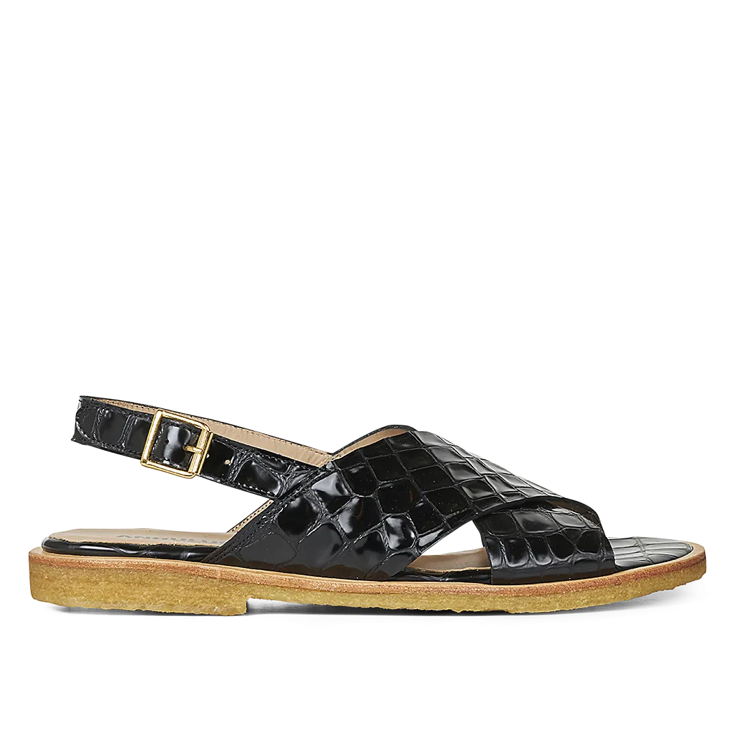 Classic cross sandal