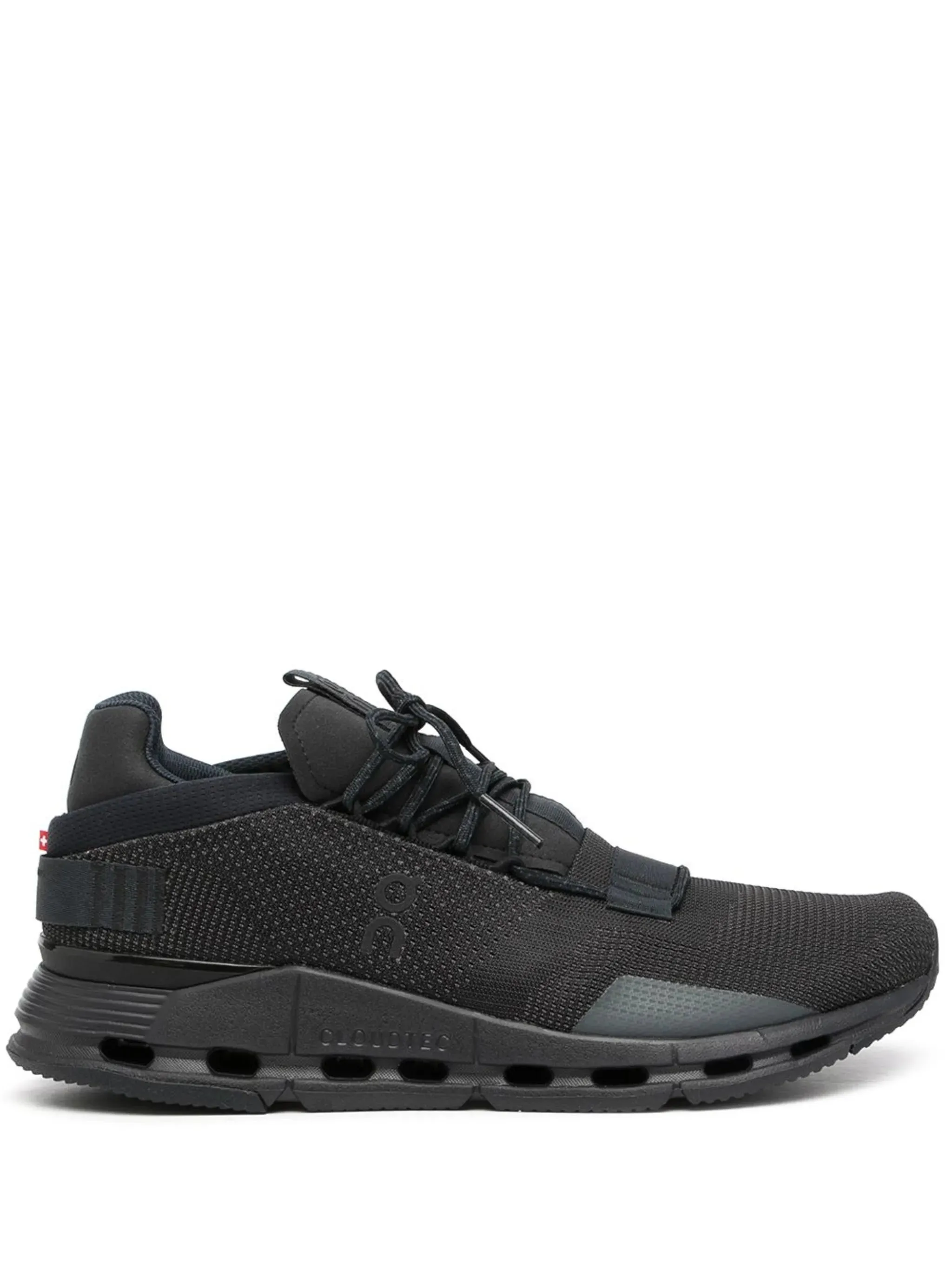 Cloudnova low-top Flexible Voice-controlled sneakers