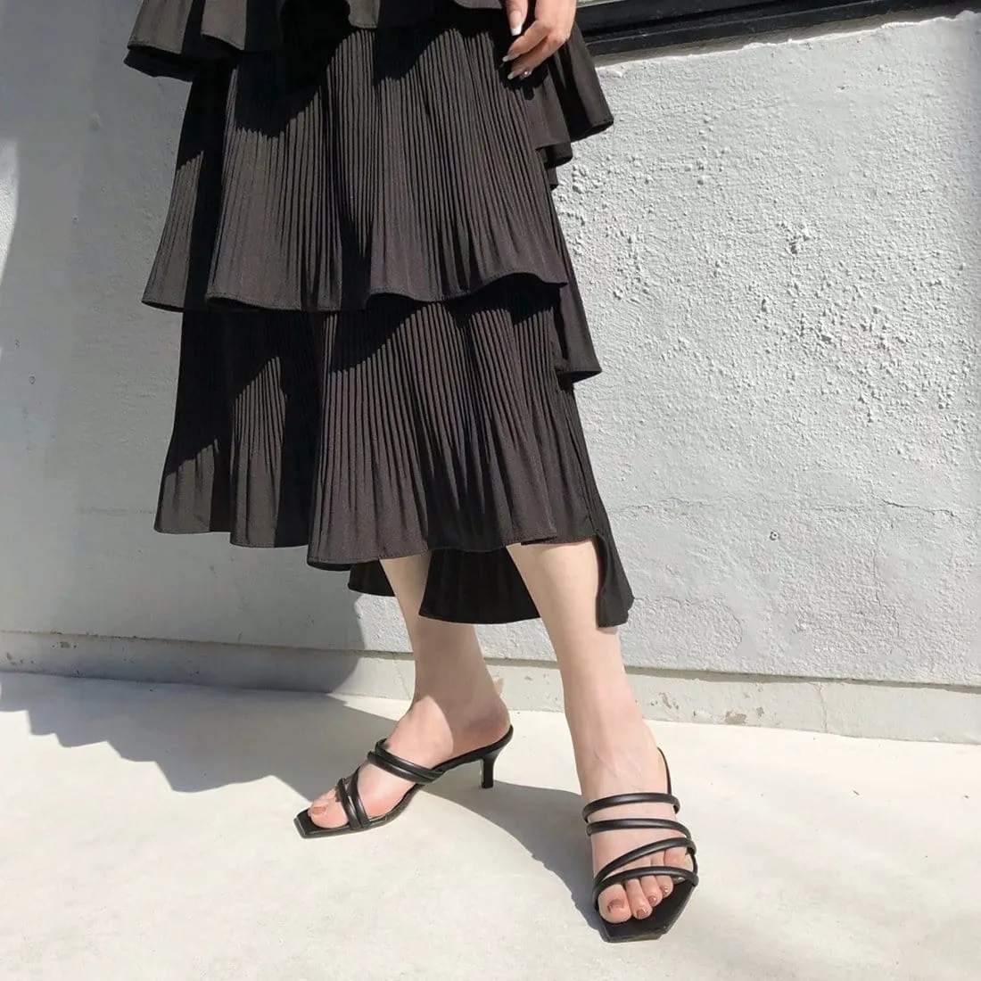Limited special price 2,990 yen: 2023SS: Multiple Strap Mule (553) Black