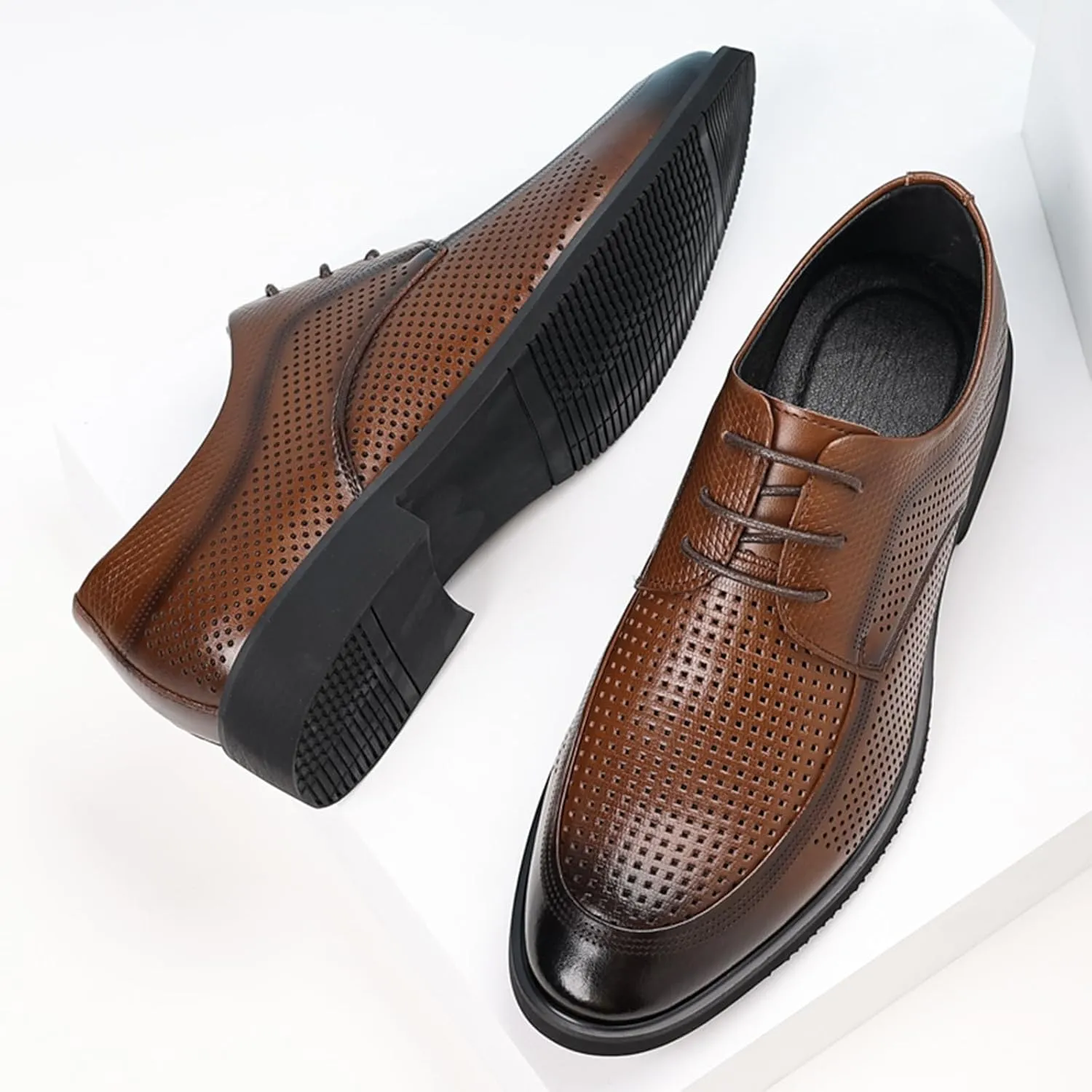 Men's Classic Hollow Breathable Leather Dress Lace-up Oxford Shoes Retro Pointed Toe Low Top Business Office Formal Derby Shoes
