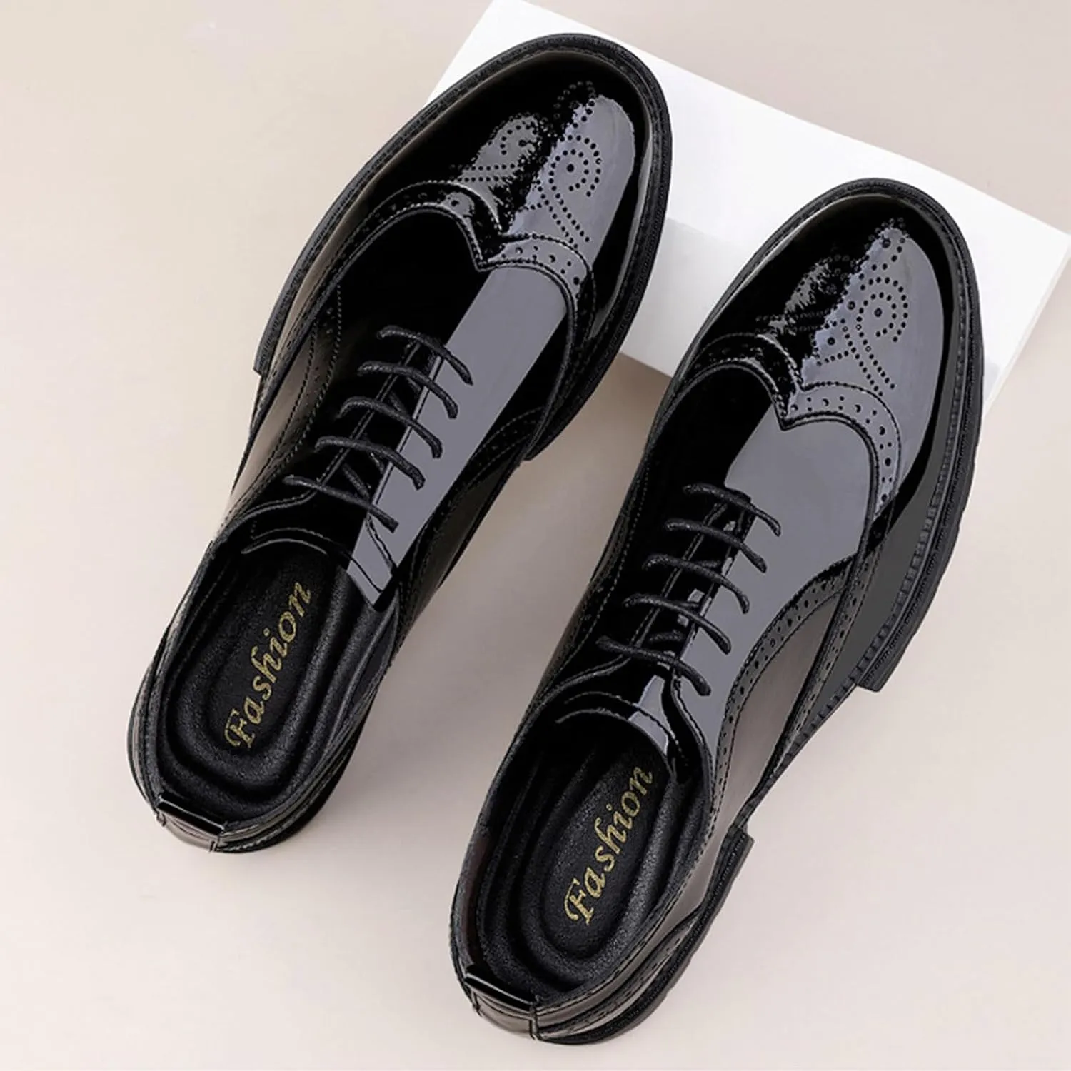 Men's Patent Leather Oxfords Wingtips Derby Shoes Men Classic Round Toe Lace Up Thick Sole Dress Breathable Handmade Formal Shoes for Business Work