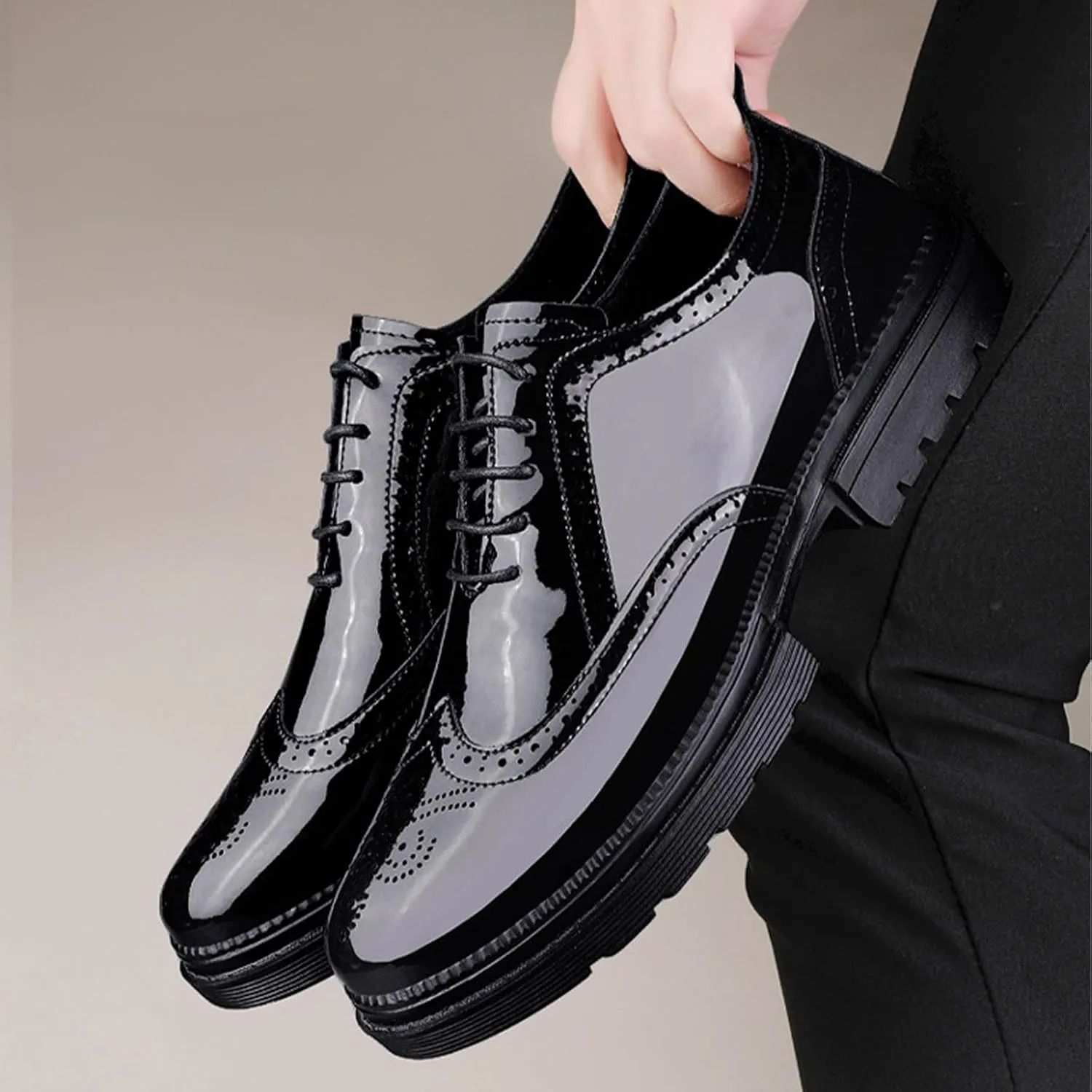 Men's Patent Leather Oxfords Wingtips Derby Shoes Men Classic Round Toe Lace Up Thick Sole Dress Breathable Handmade Formal Shoes for Business Work