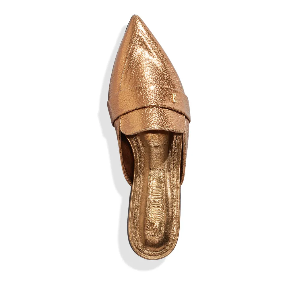 Mule Santa Lolla Bronze Metalizado Glow Bico Fico