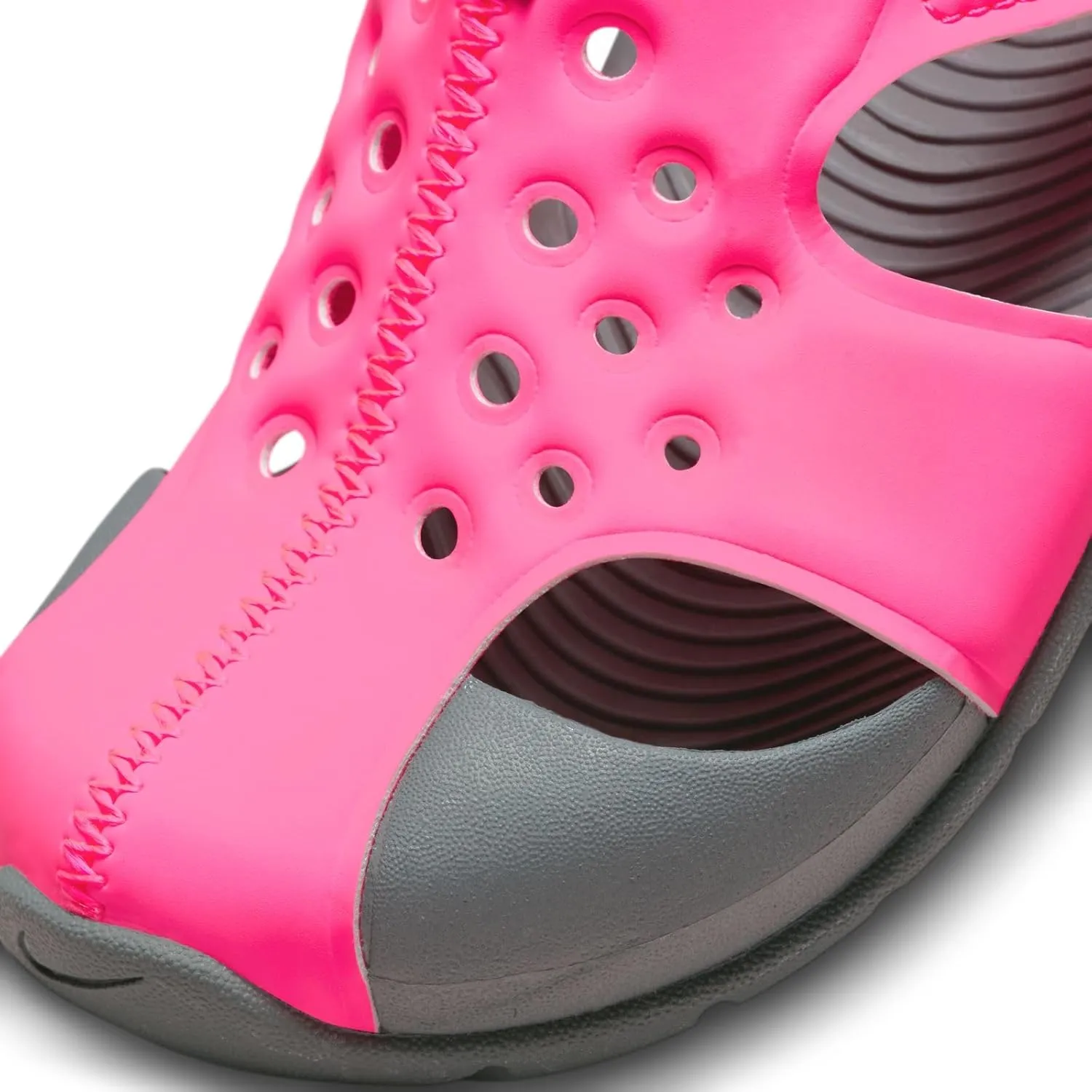 Nike boy's Beach & Pool Shoes