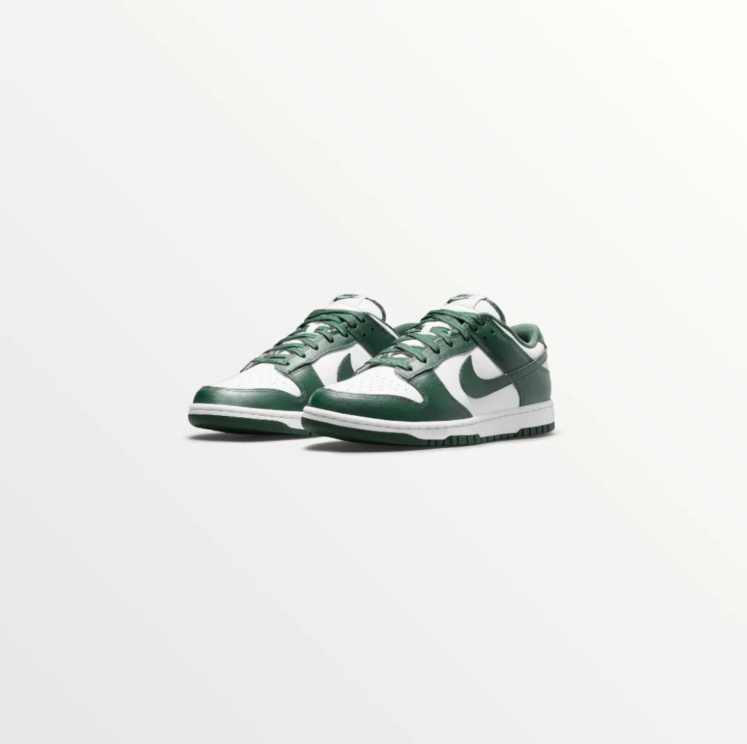 nike dunk varsity green sneaker