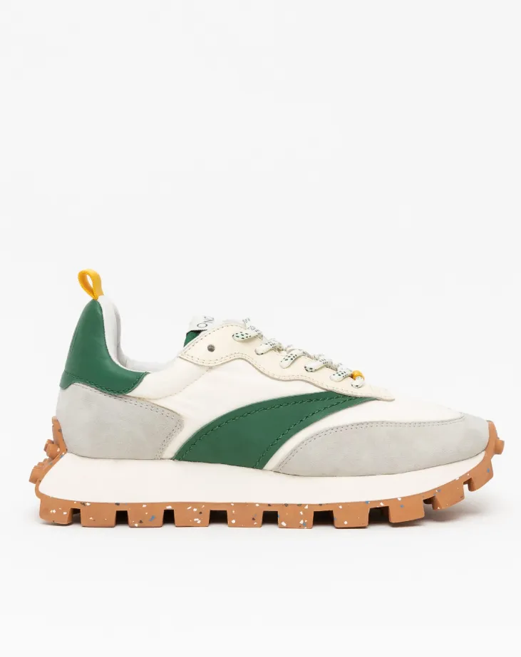 Osaka Sneaker
