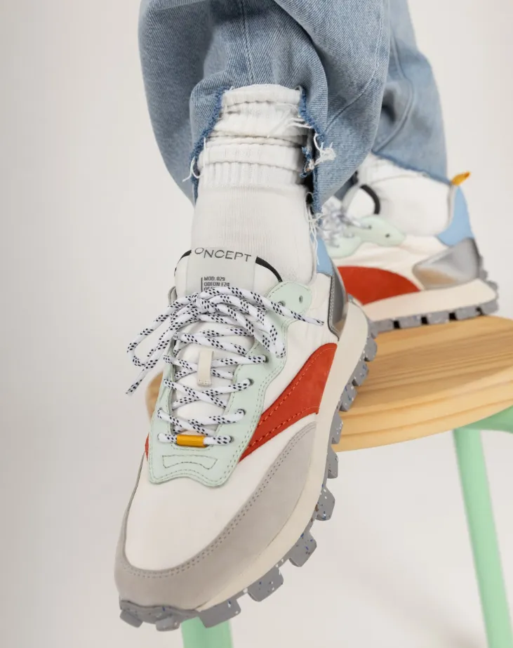 Osaka Sneaker