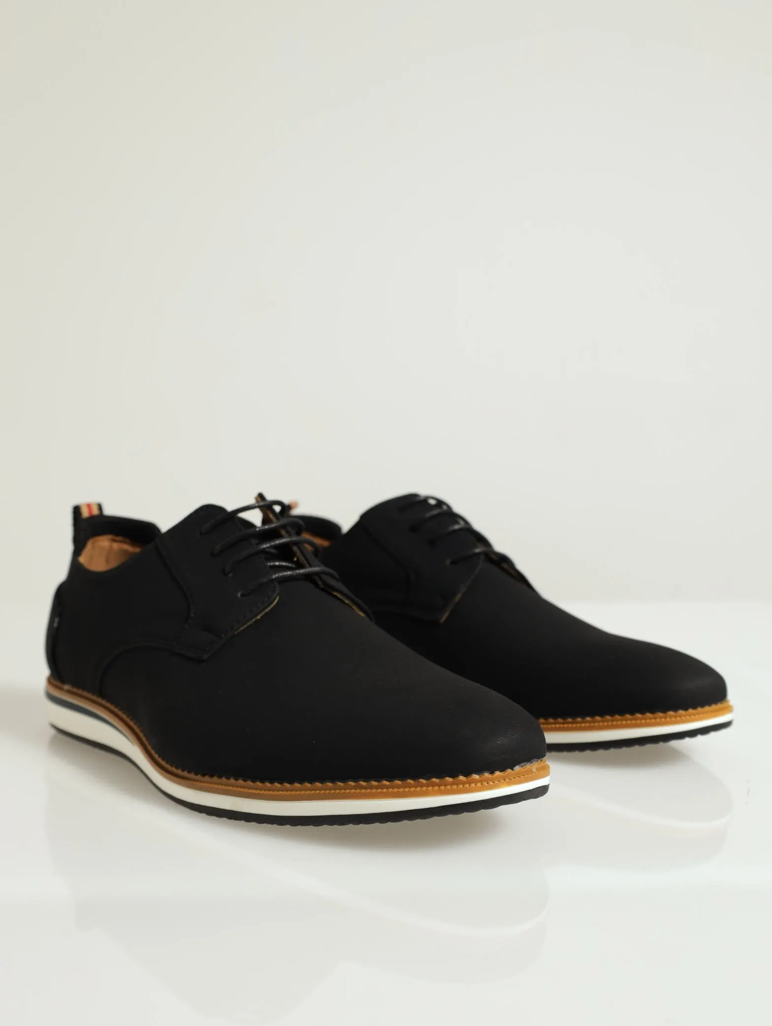 Pu Derby With Padded Back Counter Shoe - Black