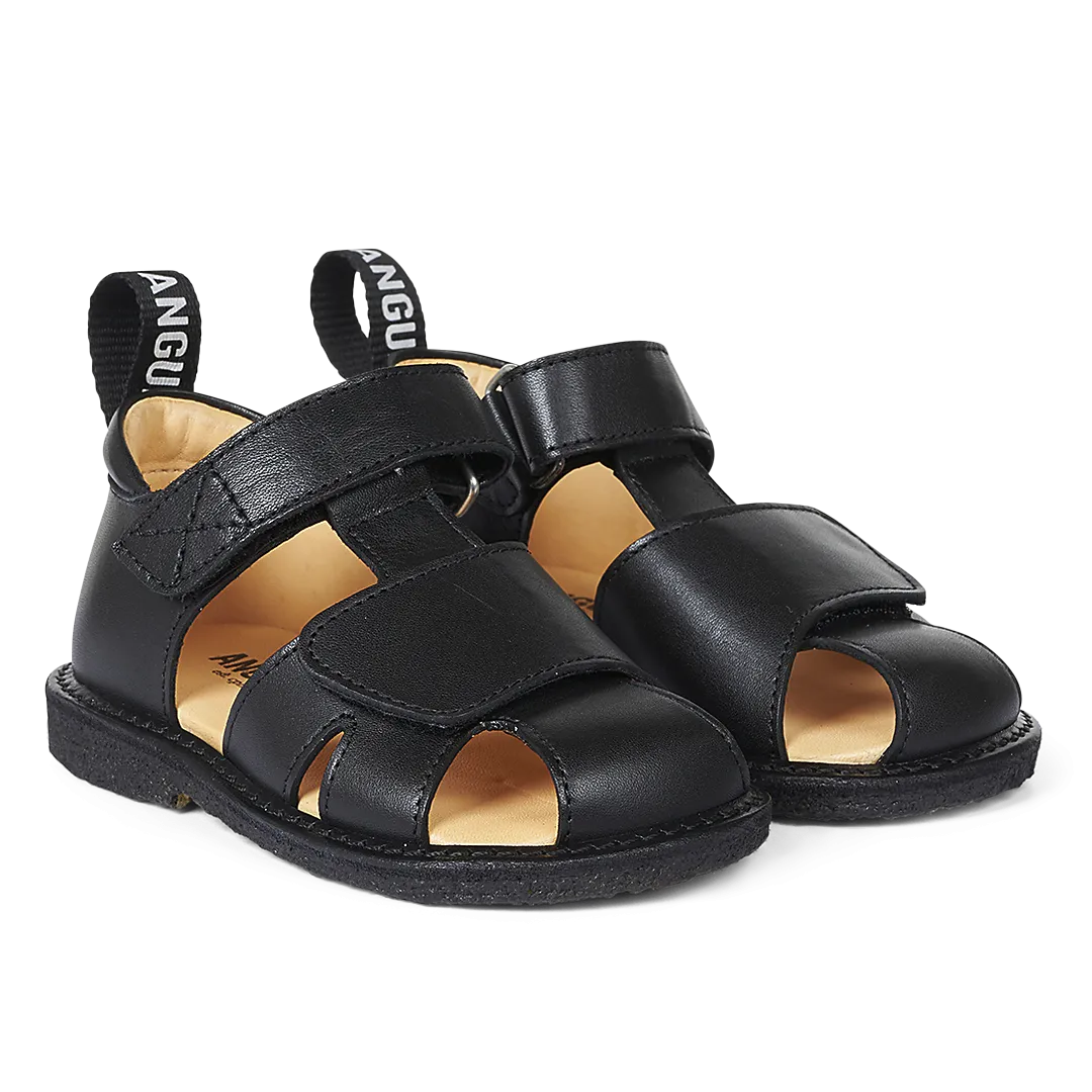 Starter sandal with logo tape and velcro closure