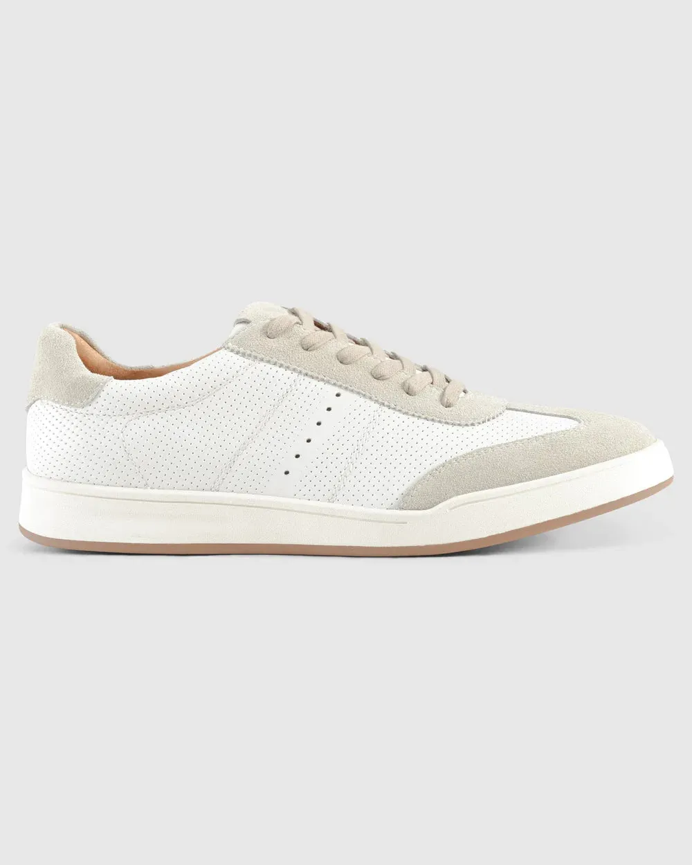 Topspin Sneaker